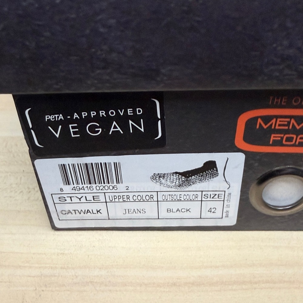 bernie mev. Catwalk flats women’s shoes sz 42